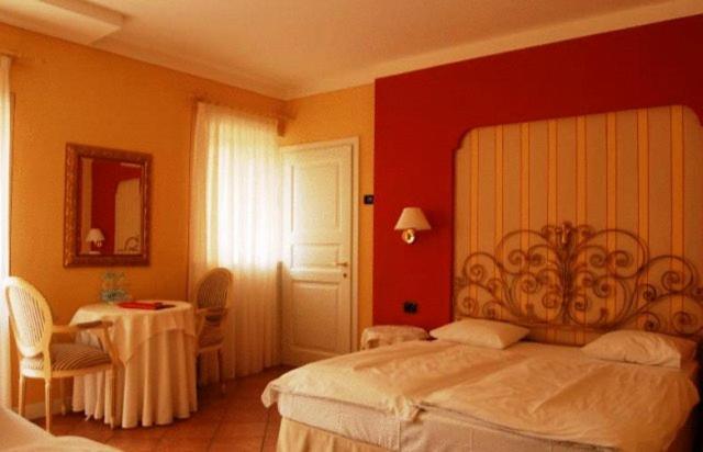 Hotel Casa Arizzoli Cannobio Chambre photo